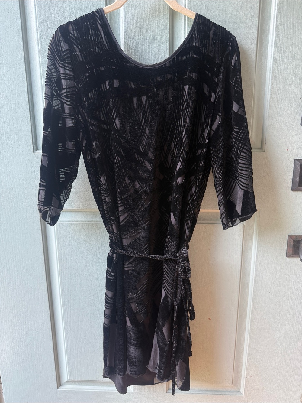 Blacks Patterned Velvet Burnout Midi Dress with Tie Waist